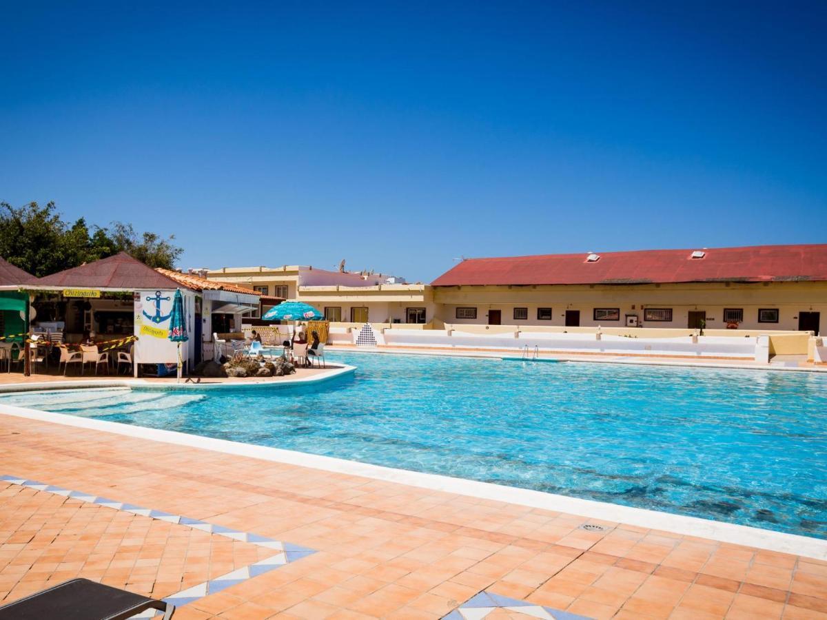 539 Marina Palace Swimming Pool Apartment *